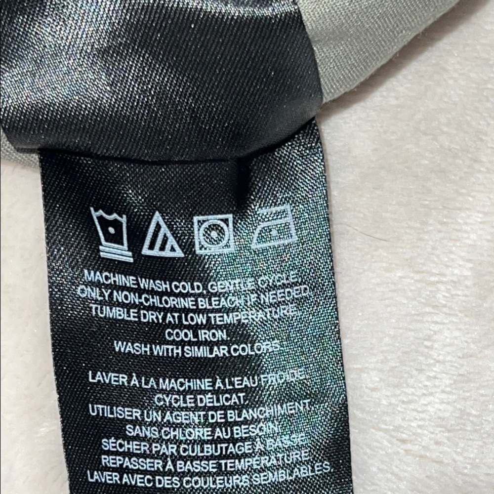 Hurley Men’s Sage  Green Cotton Blend Flat Front Shorts Casual Cut SZ 32 - Picture 10 of 10